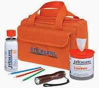 Valokuituliittimien puhdistus